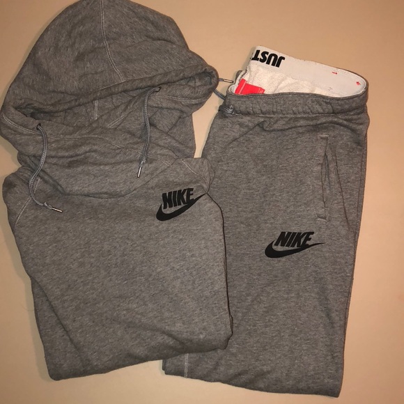 nike sweater and pants